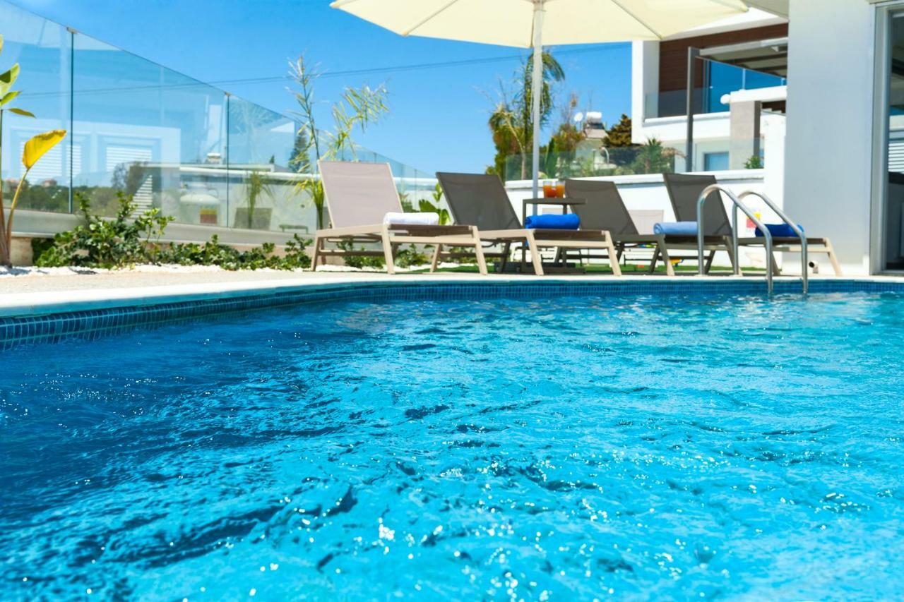 Villa Rubi Agia Napa Exterior foto